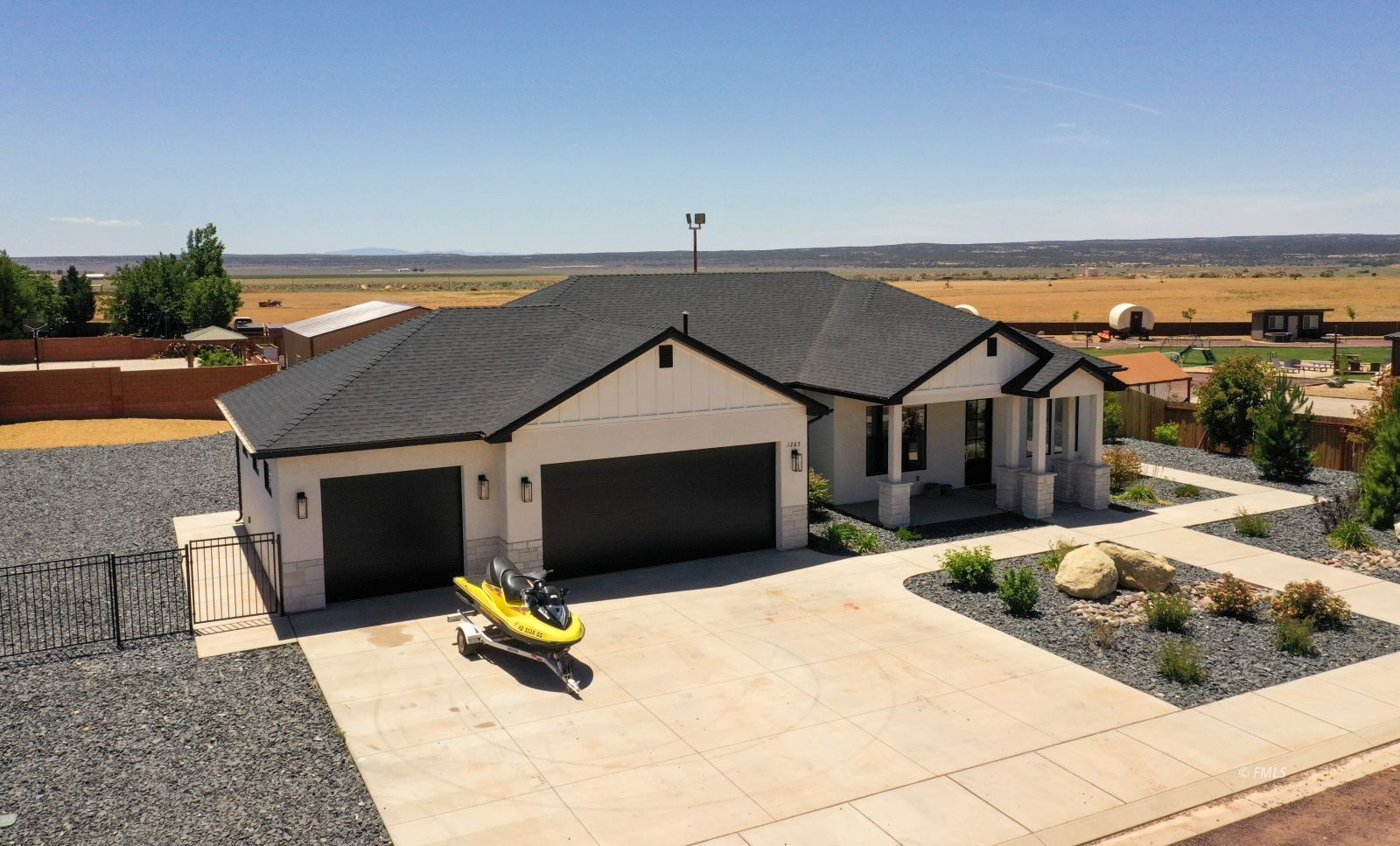 Residential in Colorado City 3