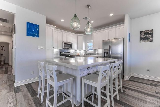 13111 Buccaneer Pkwy, House other with 3 bedrooms, 2 bathrooms and 1 parking in Freeport TX | Image 10
