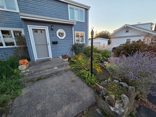 9 Harbor View Rd, Nahant, MA, 01908 | Card Image
