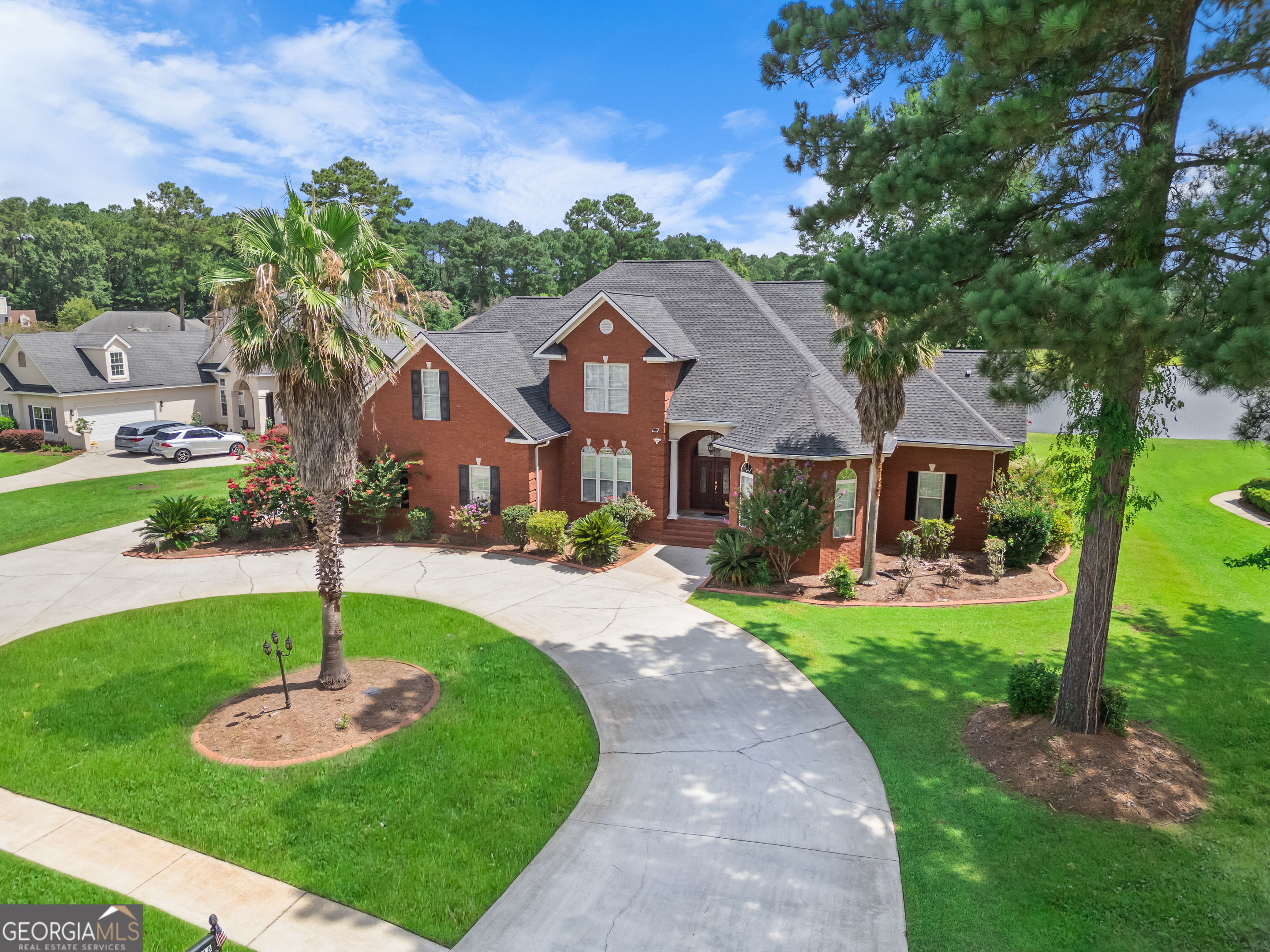 Manor Row, Pooler, GA 31322