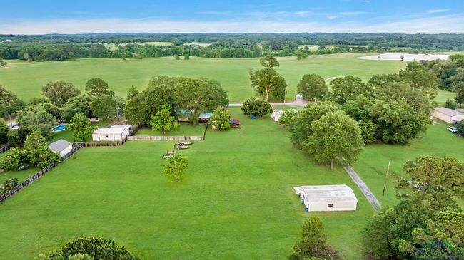 2411 N Page Rd, House other with 3 bedrooms, 2 bathrooms and null parking in Longview TX | Image 25