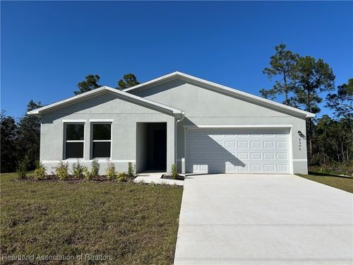 8006 Bernal Dr, SEBRING, FL, 33872 | Card Image