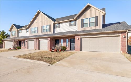 2707-2701-2707 W Shasta Rd, Rogers, AR, 72758-2005 | Card Image