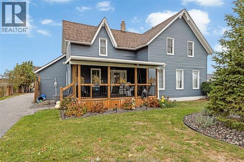 {{alt}} | Card Image