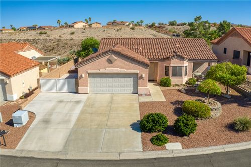 2341 Half Moon Way, Bullhead City, AZ, 86442-4427 | Card Image