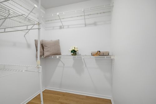 unit-8-4131 N Pheasant Trail Ct, Arlington Heights, IL, 60004-7995 | Card Image