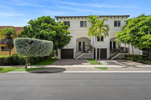 4-3506 Ne 166th St, North Miami Beach, FL, 33160-3811 | Card Image
