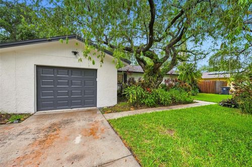 817 Ambassador Loop, TAMPA, FL, 33613-2108 | Card Image