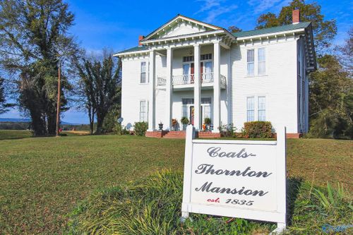 1591 Coats Bend Cir, Gadsden, AL, 35901-6151 | Card Image