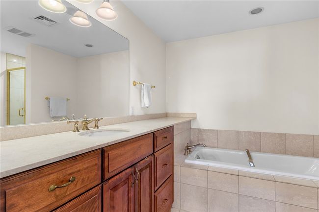37 Cutter Ln, Condo with 3 bedrooms, 4 bathrooms and 4 parking in Tiverton RI | Image 25