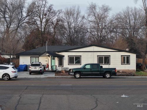 35 N Midland Blvd, Nampa, ID, 83651-2144 | Card Image