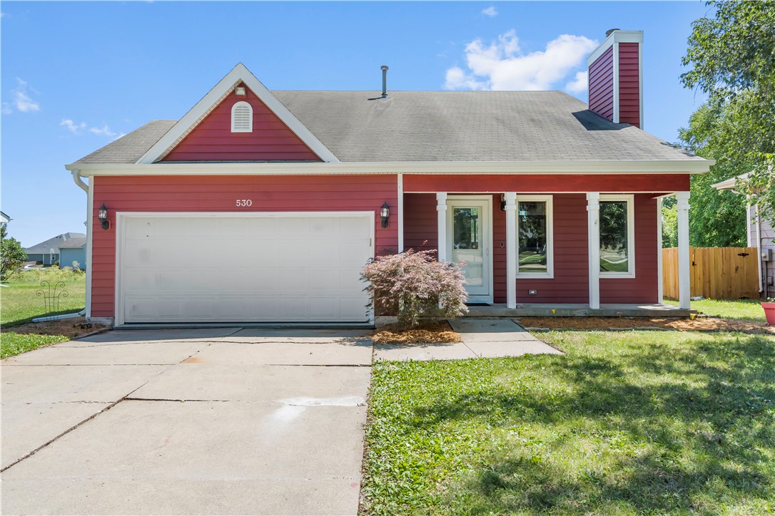 Patterson Dr, Carlisle, IA 50047