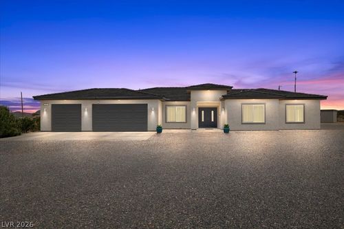 2610 Banyon St, Pahrump, NV, 89048-6258 | Card Image