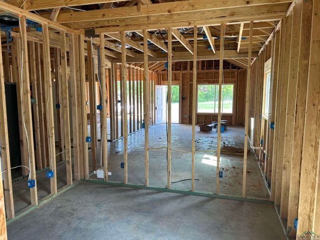390 Alexander St, House other with 3 bedrooms, 2 bathrooms and null parking in Kilgore TX | Image 6