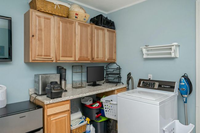 Laundry Room | Image 34