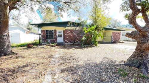 10705 N Dixon Ave, Tampa, FL, 33612-6737 | Card Image