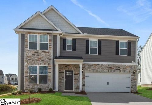 18 Stumphouse St, Greenville, SC, 29607-6292 | Card Image