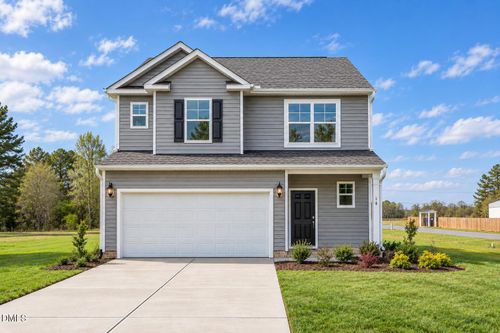 18 Cedar Run Ct, Benson, NC, 27504-8935 | Card Image