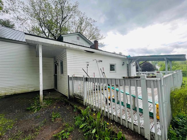 64 York Street, House other with 3 bedrooms, 2 bathrooms and null parking in Lyndon VT | Image 27