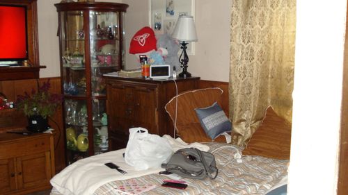 711 N Eaton St, Albion, MI, 49224-1210 | Card Image