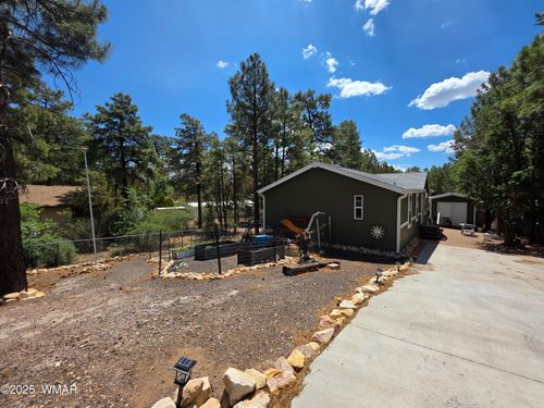 921 S 11th Ave, Show Low, AZ, 85901-6705 | Card Image