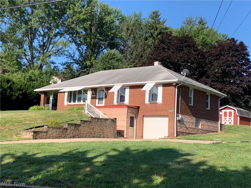 Bell School Rd, East Liverpool, OH 43920