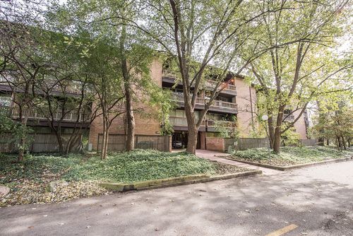 apt-4g-5600 Hillcrest Ln, Lisle, IL, 60532-2593 | Card Image
