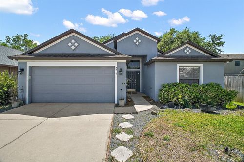 2269 Bracknell Forest Trl, Tavares, FL, 32778-5757 | Card Image