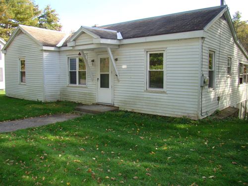2122 Vt Route 140, Poultney, VT, 05764-9276 | Card Image