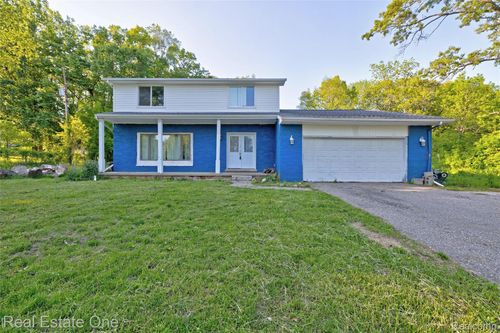 4161 Seymour Lake Rd, Oxford, MI, 48371-4036 | Card Image