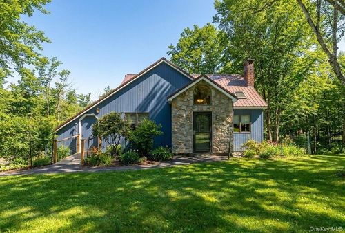 58 Wildwood Dr, South Fallsburg, NY, 12779-5319 | Card Image