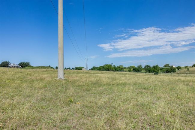 4330 Post Oak Point Rd, Home with 4 bedrooms, 4 bathrooms and 3 parking in New Ulm TX | Image 33