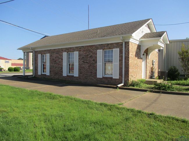 10680 Main St, Home with 0 bedrooms, 0 bathrooms and null parking in New London TX | Image 24