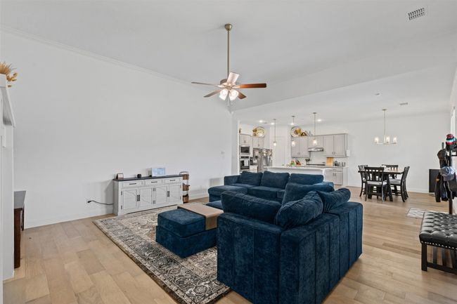 7020 Valley View Dr, House other with 3 bedrooms, 3 bathrooms and null parking in Joshua TX | Image 21