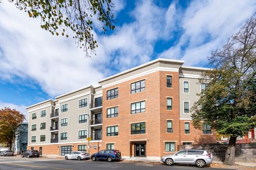 33 Ward St., Boston, MA, 02171 | Card Image