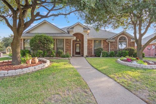 3000 Pueblo Drive, Woodway, TX, 76712 | Card Image