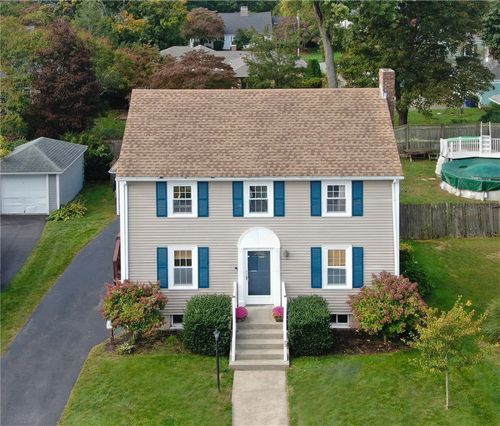 73 Hope St, Rumford, RI, 02916-1609 | Card Image