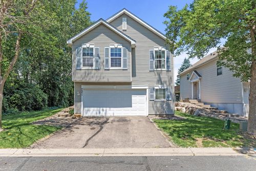 7371 Devin Ln, Shakopee, MN, 55379-7029 | Card Image