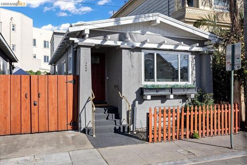 3608 Adeline St, Emeryville, CA, 94608-3813 | Card Image