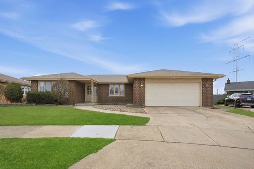 7545 Halesia Ct, Orland Park, IL, 60462-4201 | Card Image