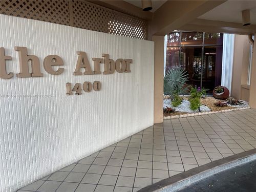 apt-524-1400 Saint Charles Pl, Pembroke Pines, FL, 33026-3221 | Card Image