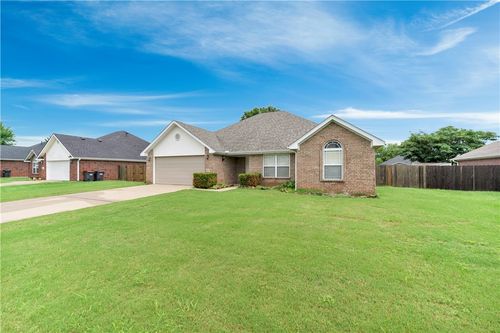832 Palisades Ave, Springdale, AR, 72764-7388 | Card Image