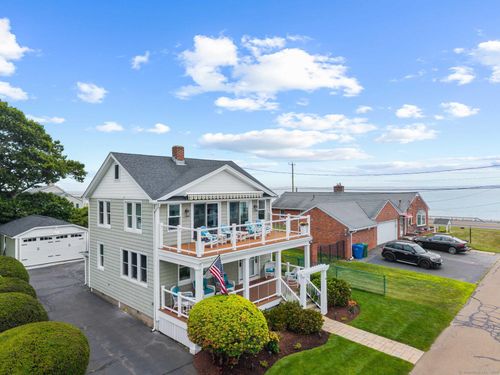 8 Fenbrook Rd, Old Saybrook, CT, 06475-2908 | Card Image