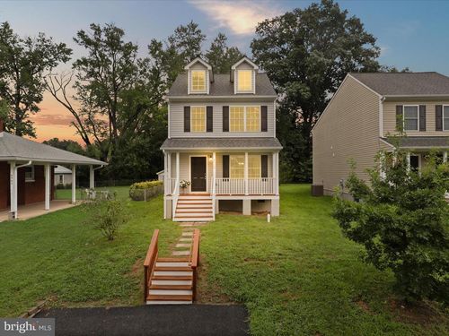 8509 Engleside St, Alexandria, VA, 22309-1701 | Card Image