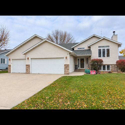 1010 Main St, Breckenridge, MN, 56520-1034 | Card Image