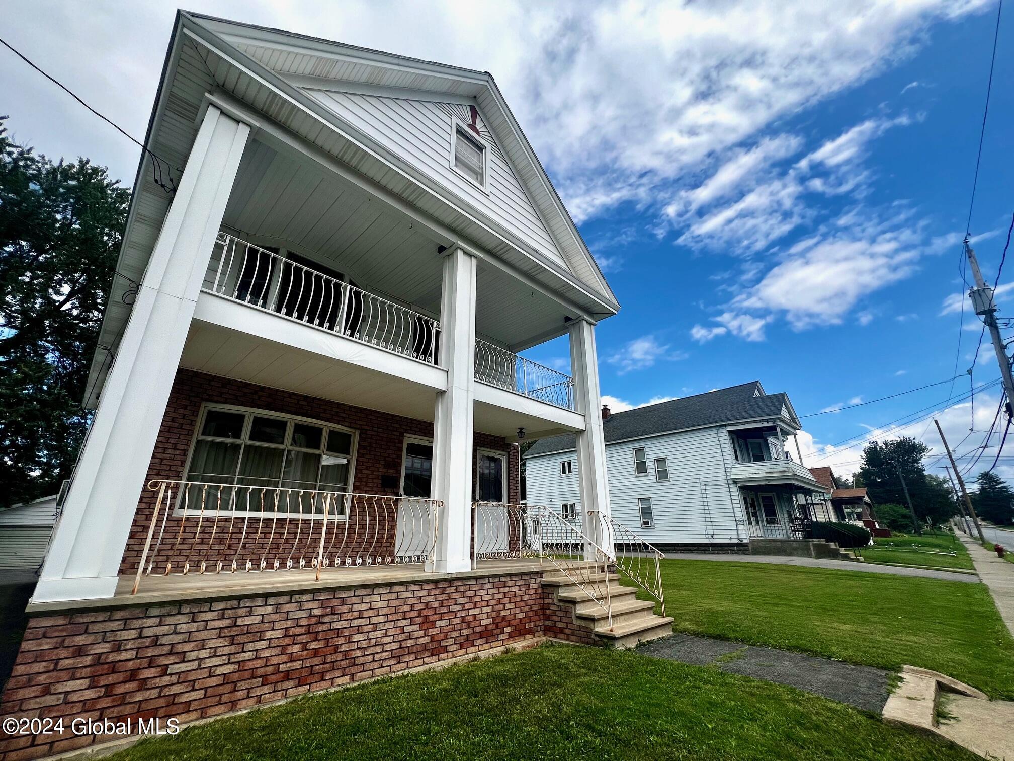 Nott St, Schenectady, NY 12308