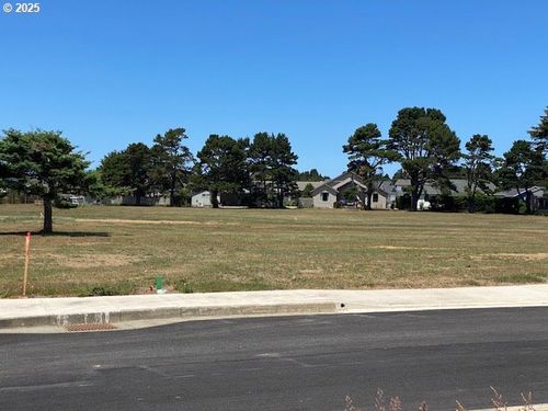 1 Bandon Ave Sw, Bandon, OR, 97411 | Card Image