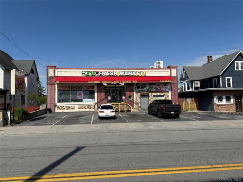 364 Washington St, Peekskill, NY, 10566-4528 | Card Image