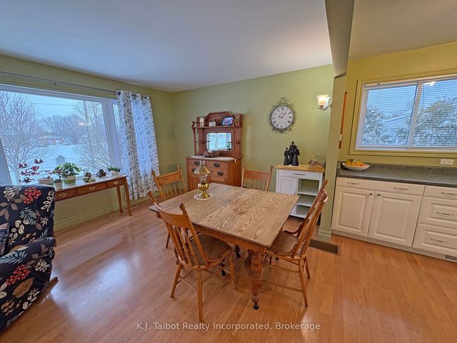 94 Montcalm St, House other with 2 bedrooms, 2 bathrooms and 6 parking in Goderich ON | Image 8