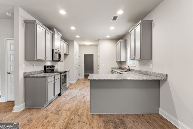 409 Crescent Ct, House other with 4 bedrooms, 3 bathrooms and null parking in Griffin GA | Image 7